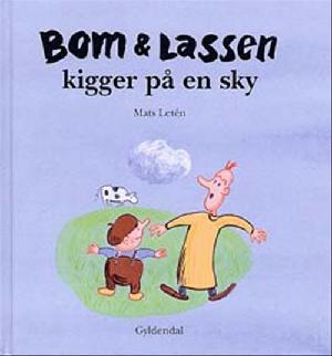 Bom & Lassen kigger på en sky