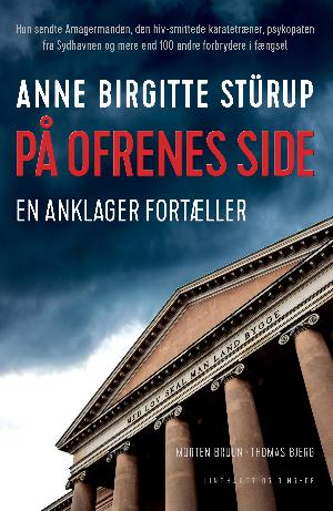 På ofrenes side : en anklager fortæller