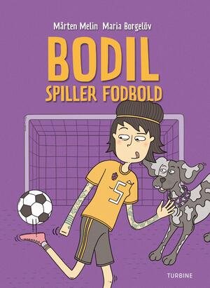 Bodil spiller fodbold